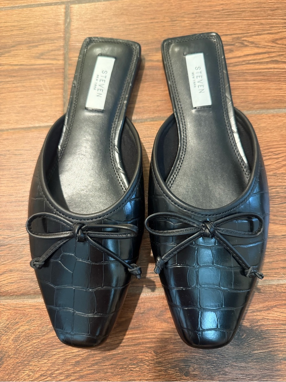 ✨Steven by Steve Madden Black Croc-Embossed Slip-On Mules